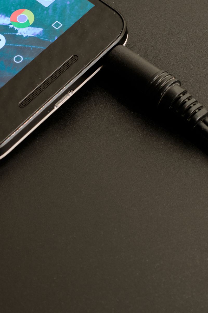 Wireless Charging vs Wired: Which Is Better?