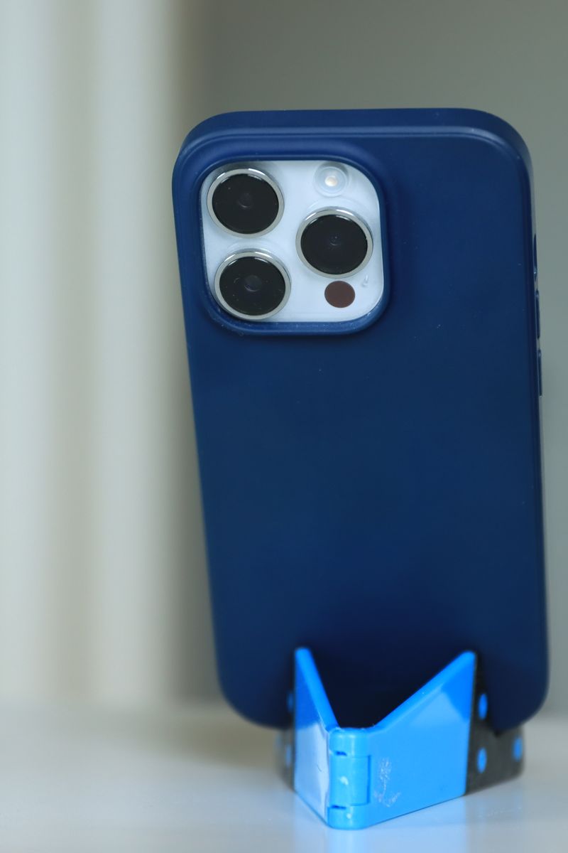 Thin vs Rugged Phone Cases: Which Protects Better?