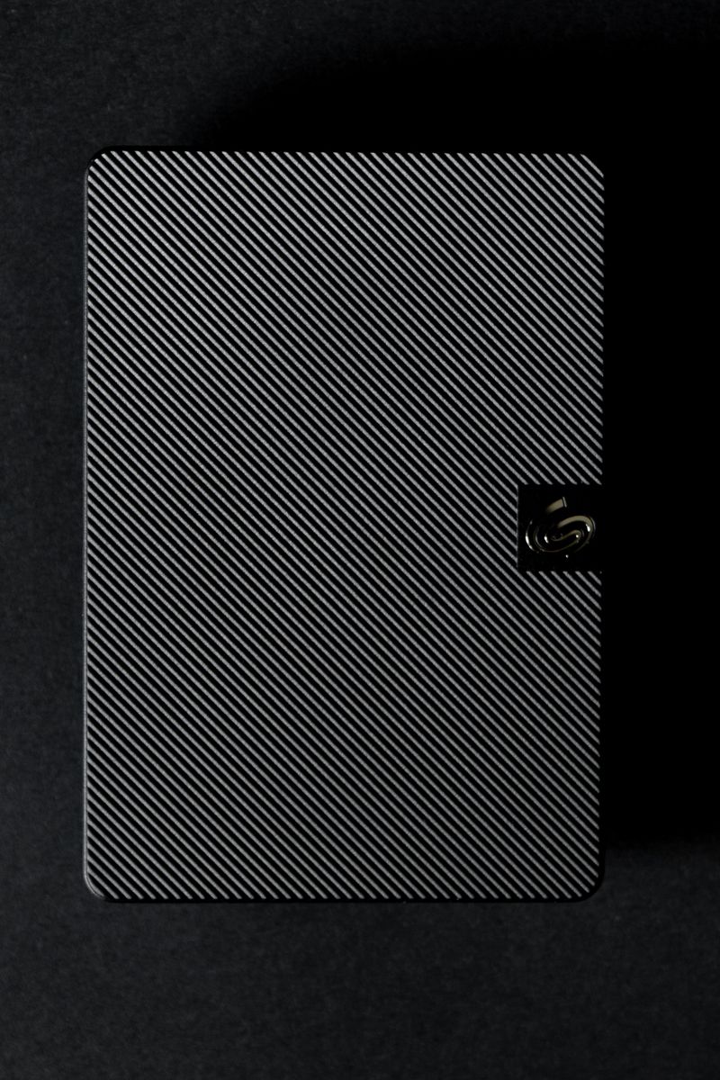 External SSD vs Flash Drive: Which Do You Need?