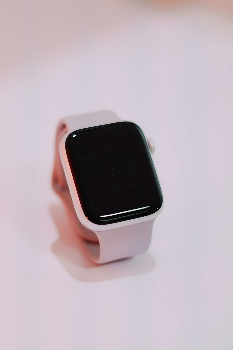 Best Fitness Trackers for Everyday Wear